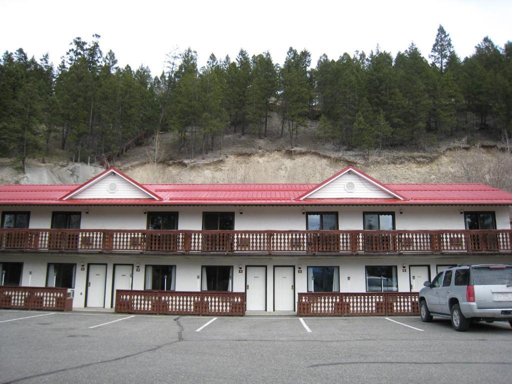 Alpen Motel Radium Hot Springs Exterior foto